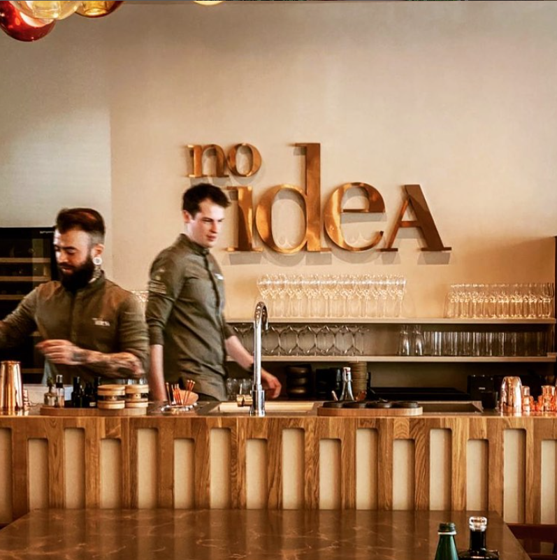 Cafe & Restaurant